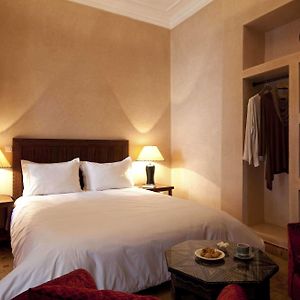 Camera standard con letto king size